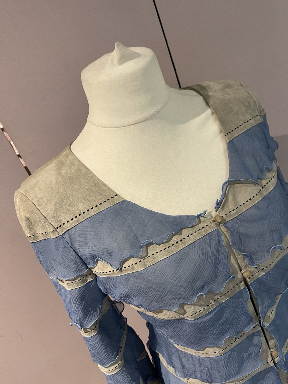 Salvatore Ferragamo Rare Beige Leather & Blue Silk Frill Jacket UK12 image 9