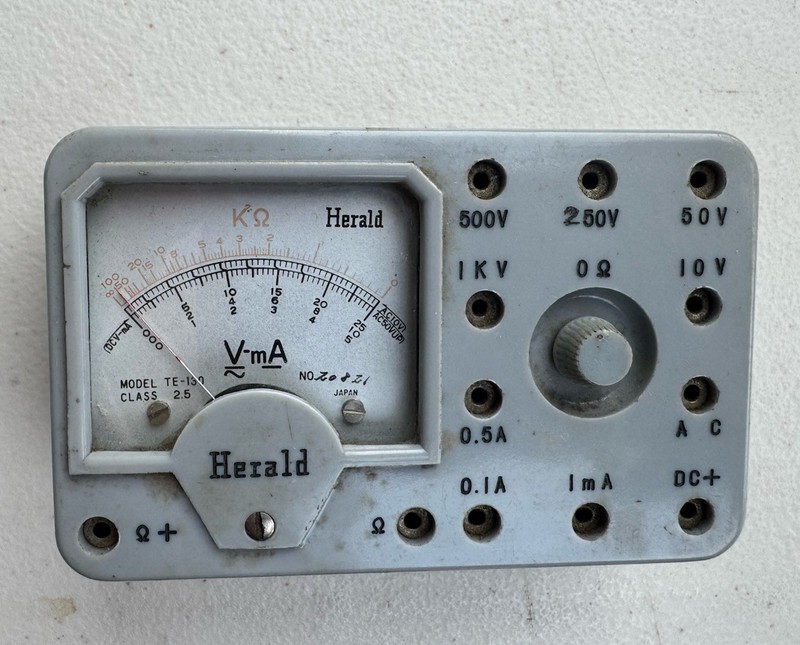Herald TE-150 Vintage Analog Multimeter - Made in Japan