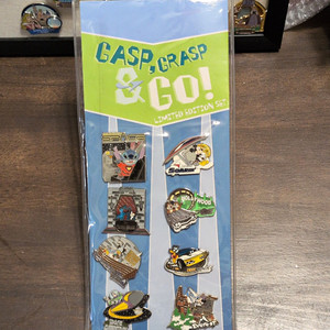 Disney Gasp, Grasp & Go! Limited Edition 1500 Pin Set 2005 Glitter Soarin'