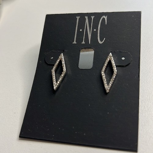 INC International Concepts Pendientes Plata Diamante Estrás, ¡NUEVOS CON ETIQUETAS!! - Imagen 2 de 3