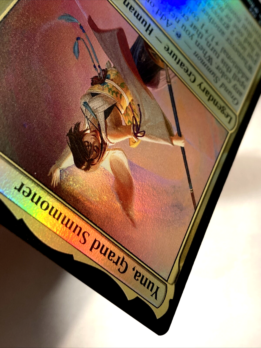 MTG Yuna, Grand Summoner (Foil) Commander: Final Fantasy