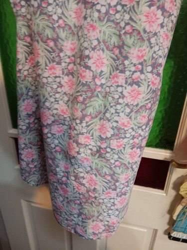 WHITE ROMANCE FLORAL SWEET NIGHTIE...SIZE 14....L - Picture 10 of 10