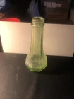 ONE QUAIL PATTERN GREEN SHAKER IN GOOD CONDITION Vintage Embossed Glass