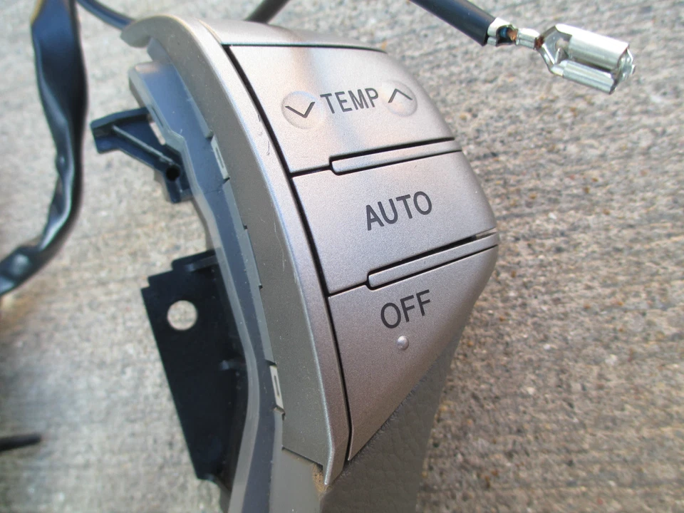 05 - 10 TOYOTA AVALON LIMITED TOURING 4D SEDAN CRUISE INTERRUPTOR DE CONTROLE DE MÍDIA DE ÁUDIO - Imagem 2 de 4