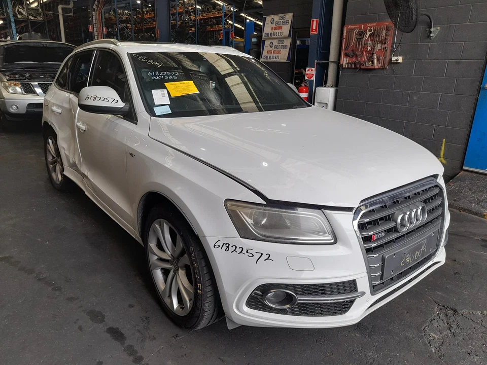 AUDI Q5 A/C CONDENSER 8R, 12/08-01/17 - image 4 of 4