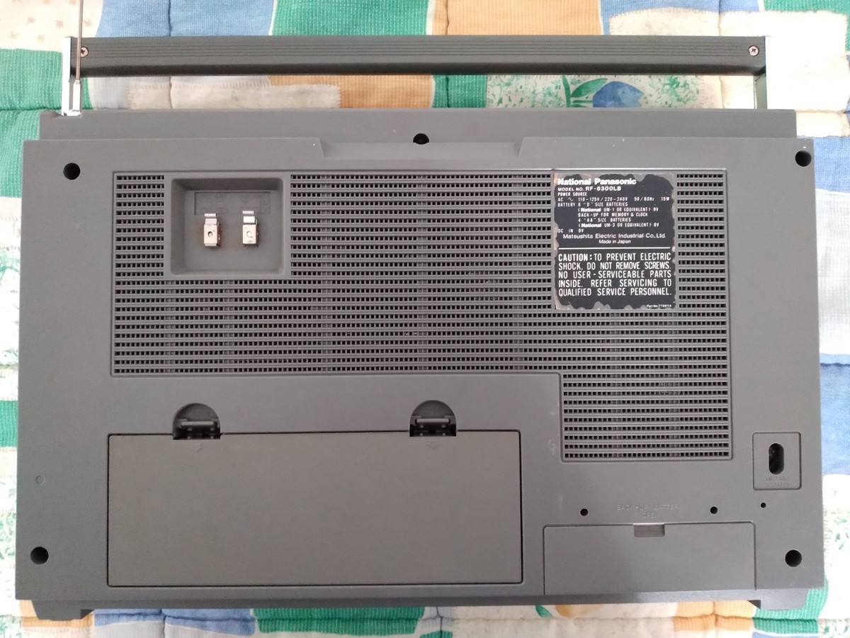 NATIONAL PANASONIC RF-6300L FM/MW/LW/SW-1-5 PLL SYNTH.DIGITAL