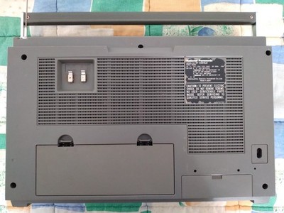 NATIONAL PANASONIC RF-6300L FM/MW/LW/SW-1-5 PLL SYNTH.DIGITAL