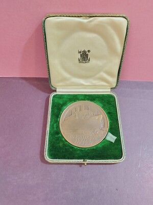1936 CUNARD WHITE STAR R.M.S.QUEEN MARY GILBERT BAYES JUNGFERNFAHRT VERPACKTE MEDAILLE