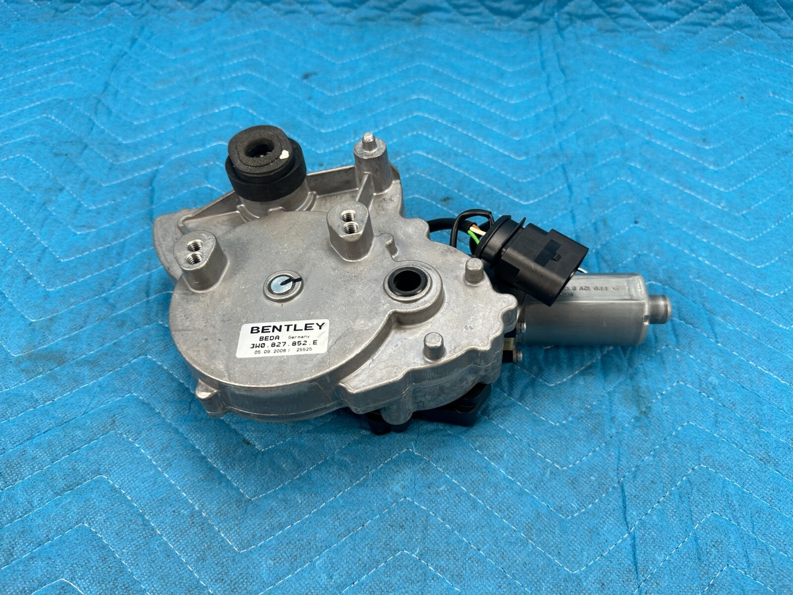 Bentley Cont Flying Spur Trunk Lid Lock Latch Motor Actuator 29k 2006-2012 OEM