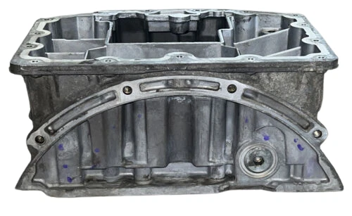 Cacerola de aceite desnuda del motor superior Ford Powerstroke 6,7 L BC3Q-6676-ED BC3Q-6676-EE Foto 4 de 4