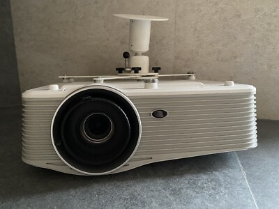Beamer Optoma N 1839 weiß gebraucht inkl. Deckenhalterung