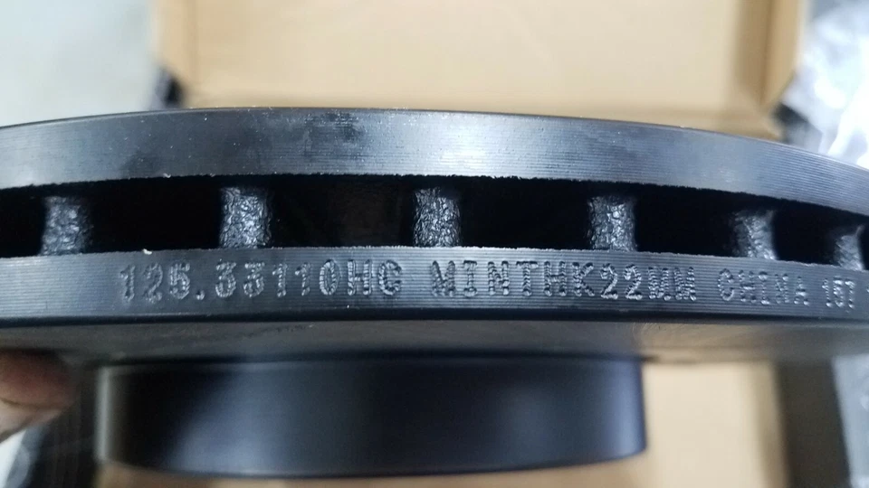 STOP TECH 126.33110SL SPORT SLOTTED FRONT LEFT SIDE BRAKE ROTOR NIB - Image 2 of 3