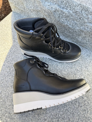 COLE HAAN ZEROGRAND CITY WEDGE BOOTIES WOMENS 7 BLACK NEVER WORN