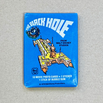 The Black Hole (1979) Trading Cards Booster Pack - Topps - Walt Disney Studios