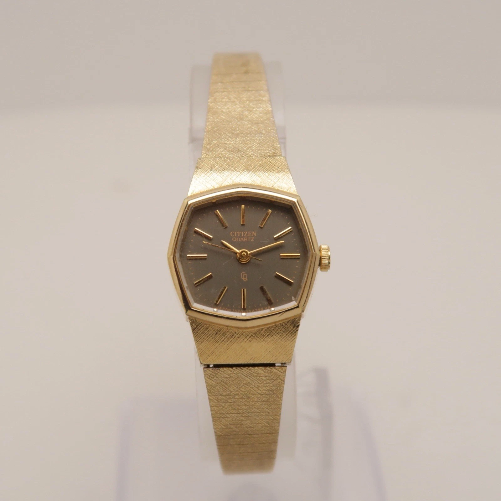 CITIZEN 4-751931 Gold Tone Analog Quartz Women Vintage Watch W396 *WORKING