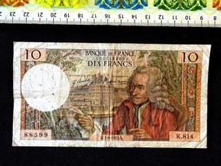 (FR 1.50 ) Billet de banque 10 Francs Voltaire Année : 1972 .