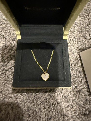 Authentic Van Cleef Arpels Sweet Heart MOP Alhambra Necklace