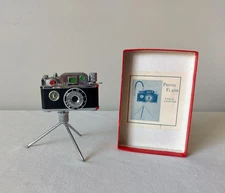 1960s Camera Photo Flash Table Lighter on Tripod – Made in Japan
