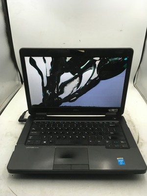 DELL LATITUDE E5540 - FOR PARTS/BAD LCD - INTEL I3 4TH GEN - NO RAM - READ - BB