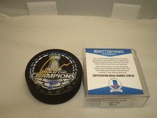 Craig Berube Signed Blues 2019 Stanley Cup Champs Hockey Puck Beckett BAS COA 1A