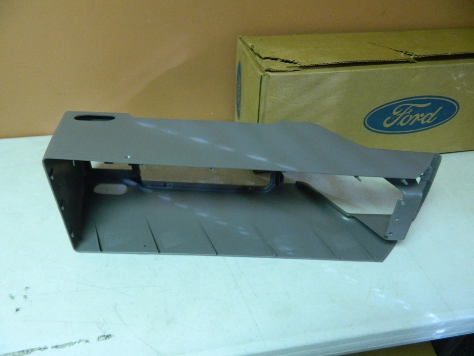 Nuevo OEM 1995-2001 Ford Explorer Mercury Mountaineer panel central consola Asy Foto 3 de 4