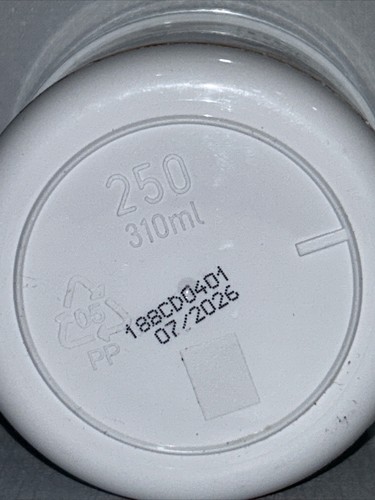 Foot Cream, Hydration and Protection 250 ml, Sealed - Picture 5 of 5