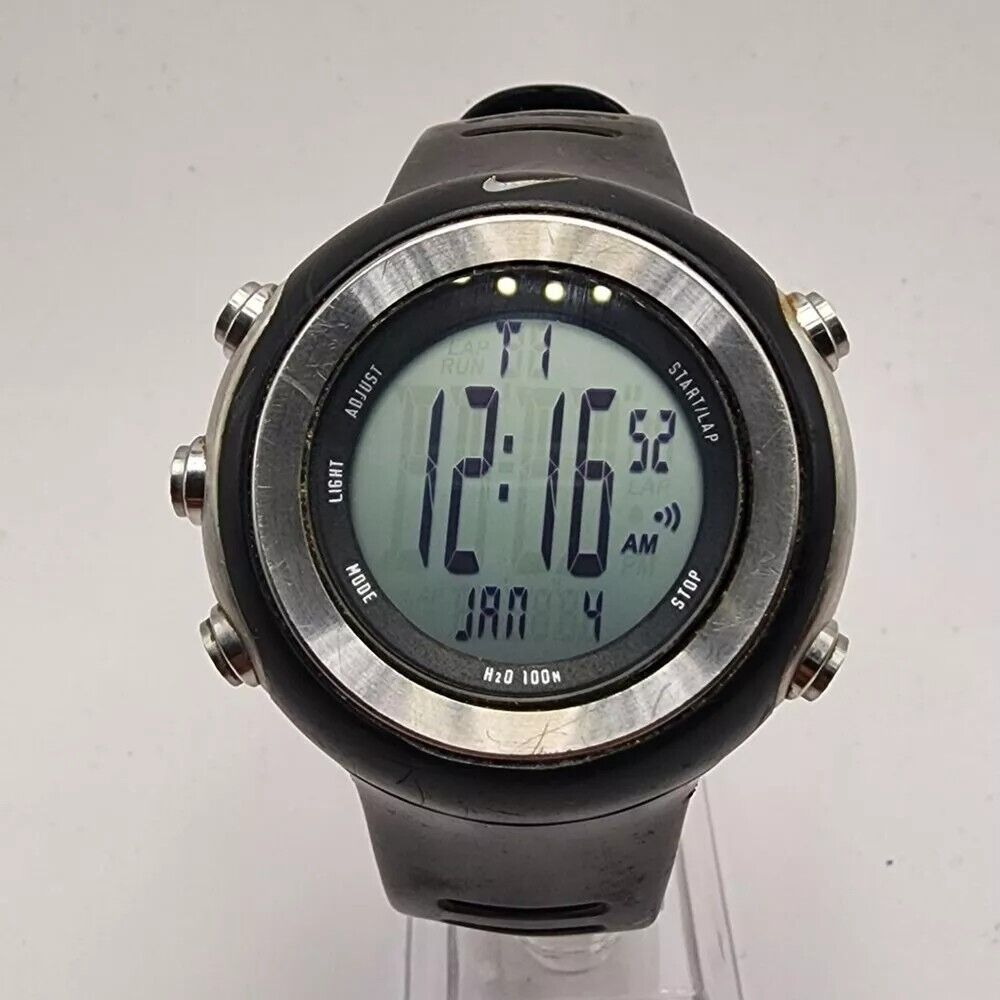 Nike Watch Oregon Series Digital Super Sports WA0024 H2O Nike Watch Oregon Series Digital Super Sports WA0024 H2O