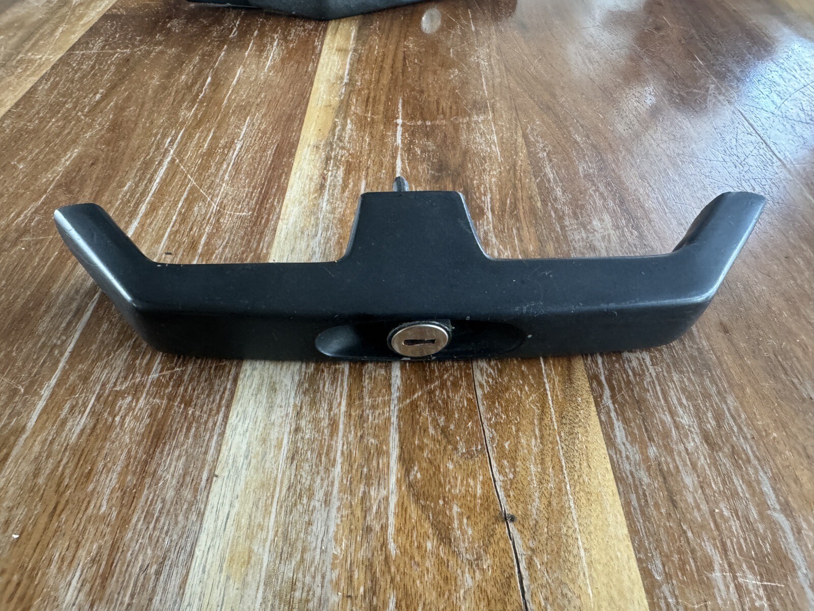 Picture 1 of 5