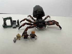 LEGO 9470 The Lord of the Rings: Shelob Attacks With Manual