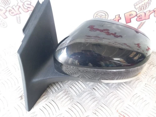 Ford Focus 5 Door Hatchback 2011-2015  Door Mirror Electric left side e9034550