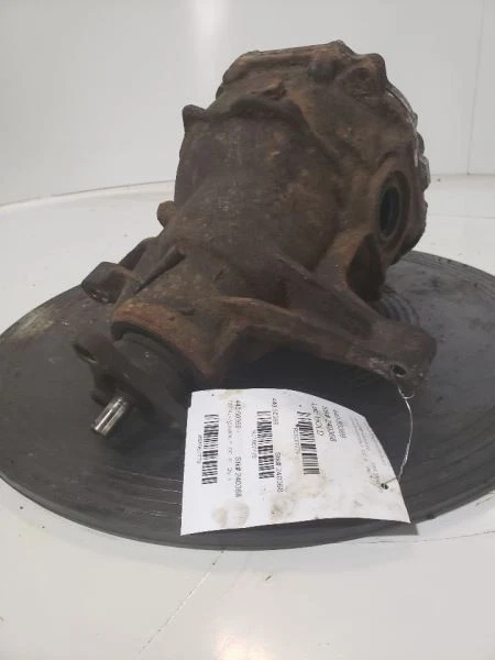 Carrier Rear Sedan 4.6L Fits 09-11 GENESIS 1067779 - Image 2 of 4