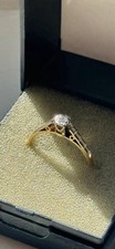 18ct 750 Yellow gold and platinum ring diamond 2.3 grams Solitaire Engagement