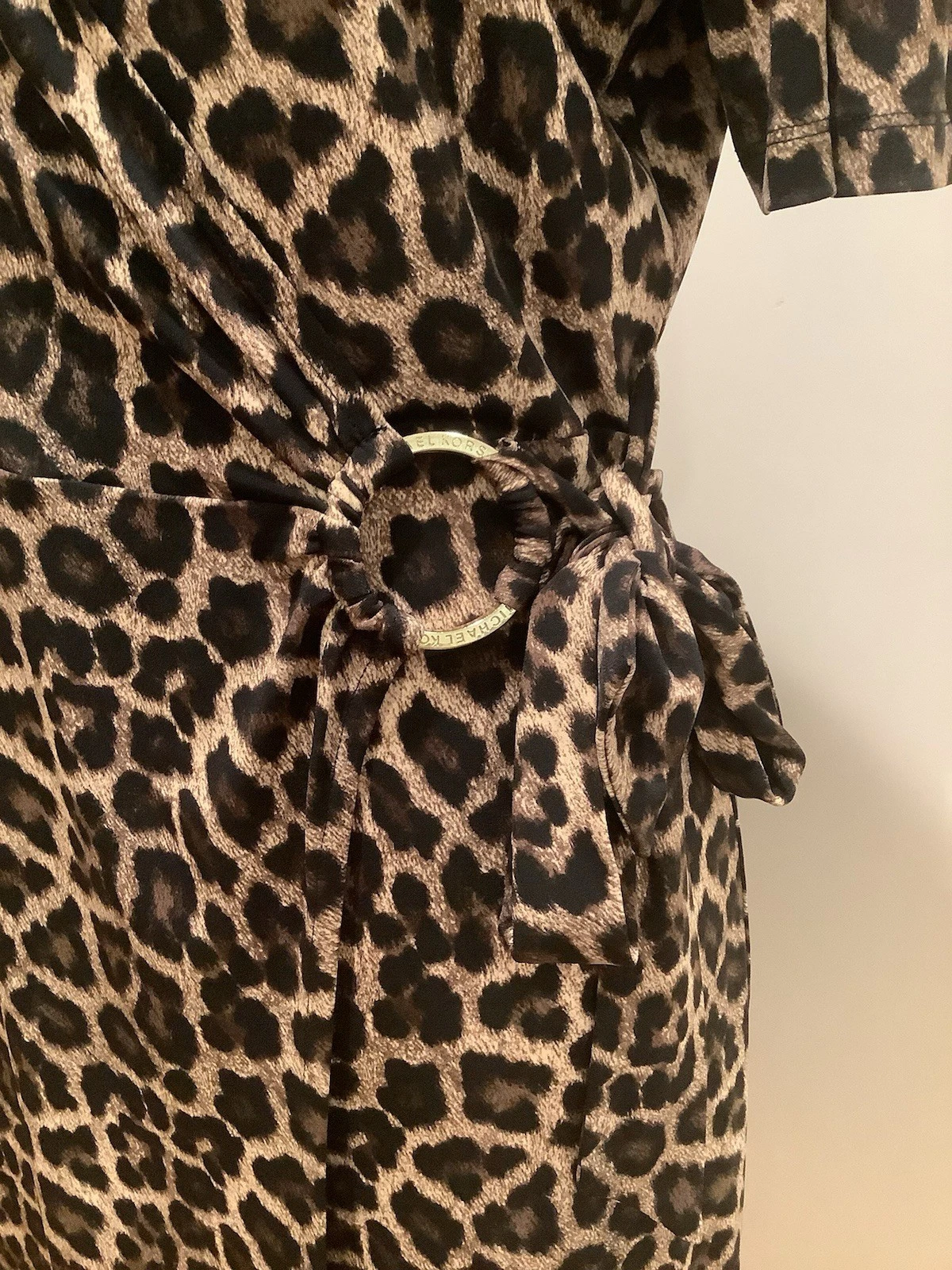 Abito Michael Kors stampa leopardata avvolgente davanti taglia M 