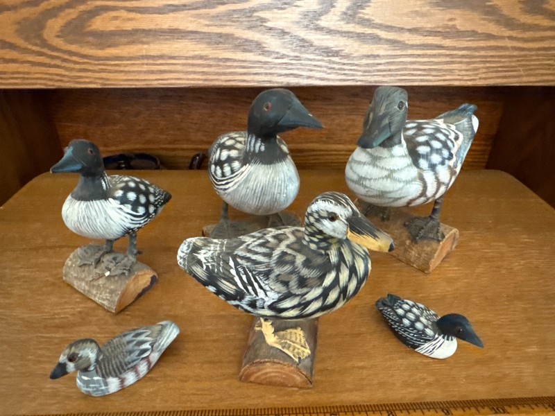 Set of 6 Hand Carved Wooden Duck Decoys on Log Hand Painted Glass Eyes Vintag