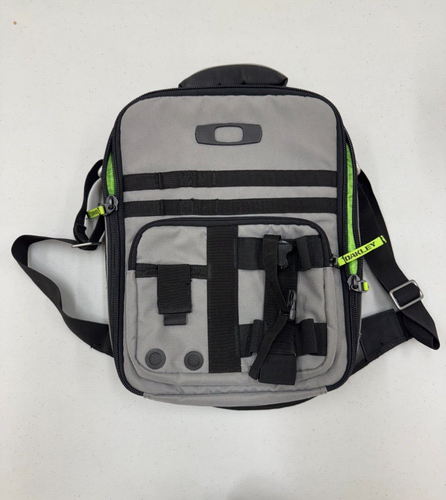 OAKLEY Checkpoint Computer Laptop Zipper Travel Bag Black/Gray/Lime Green - 第 1/7 張圖片
