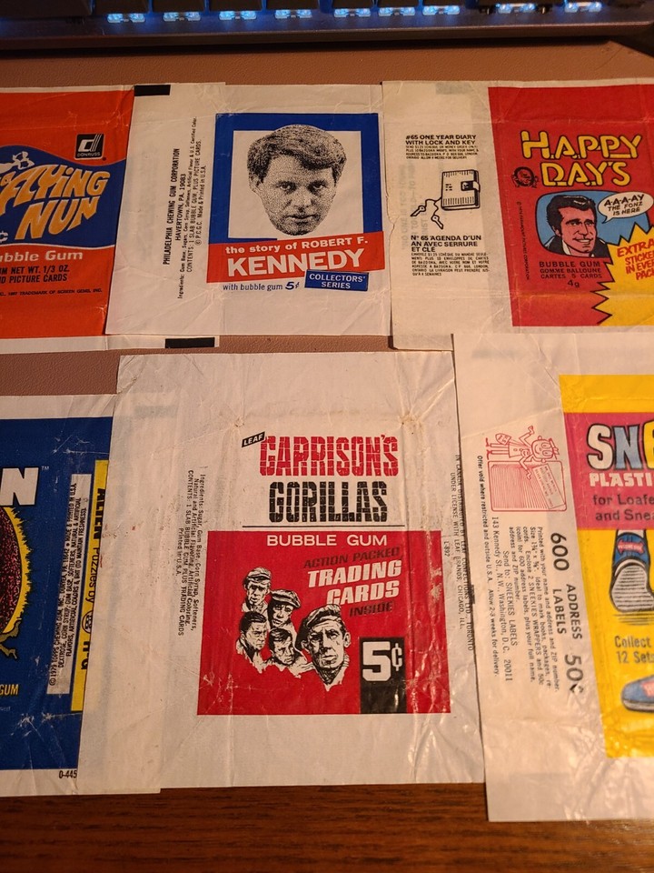 Vintage Lot of 12 1960's 80's Trading Card Wrappers, Happy Days, RFK
