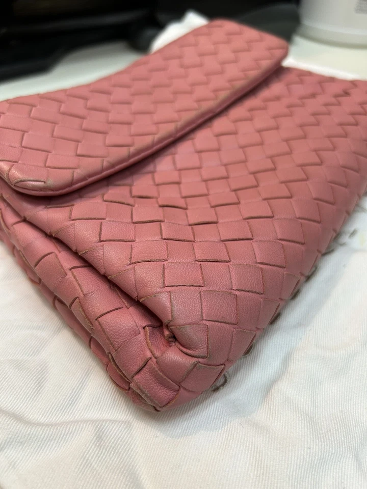 Bottega Veneta Intrecciato Woven Small Pink Leather Clutch Bag - Image 3 of 4