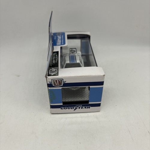 2019 M2 Machines Good-Year 1972 Chevrolet Camaro Z/28 Wallmart Exclusive - Picture 4 of 7