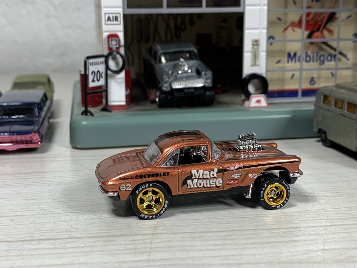 ミニカー 1960s HOT WHEELS Custom 62 Chevy Amazon.com: Hot Wheels Custom '62 Chevy, 2008 New Models 13