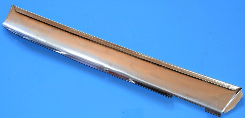 1967 1968 1969 1970 Cadillac Eldorado OEM cuarto inferior panel moldeado - diestro Foto 3 de 4