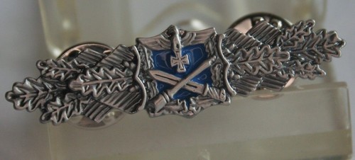 Wehrmacht Nahkampfspange Silber 1957er Anstecker Heer WSS Miniatur Spange WKII - Picture 2 of 2