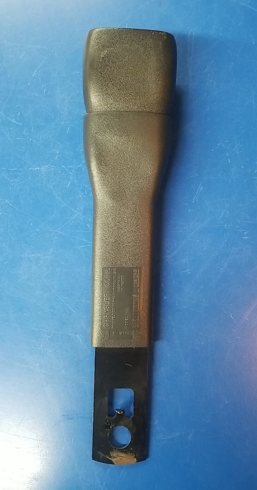 Dodge Durango 1999-2004 hebilla de cinturón de seguridad delantero negro usado. 5GK30LAZAB Foto 3 de 4