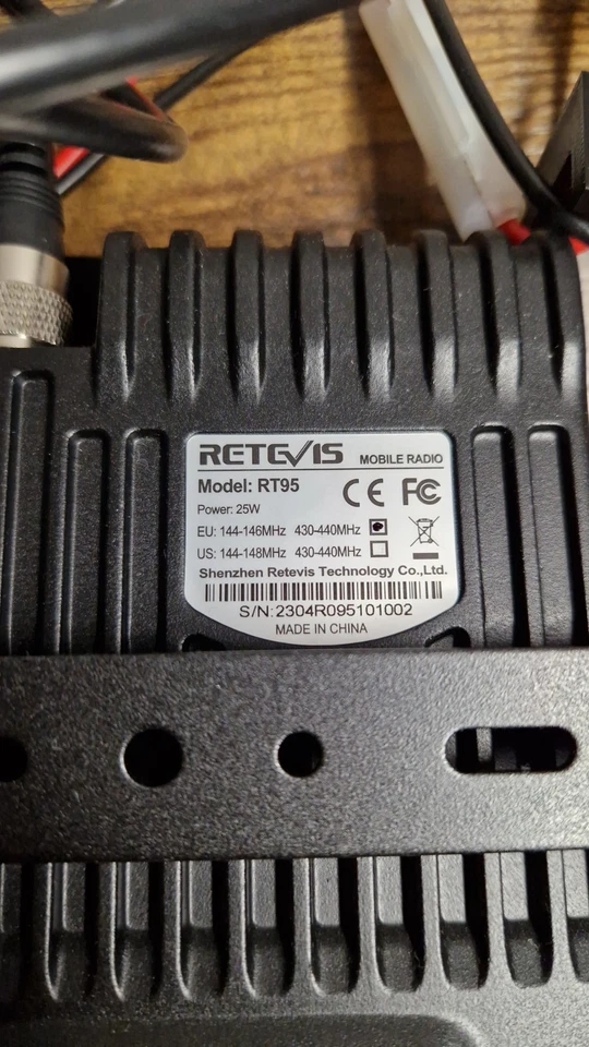 Retevis RT95 Ham Radio Transceiver with Dual Band Antenna For Car/Truck/Bench - Image 3 of 4