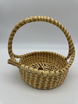 Carolina Sweetgrass Pine Needle Small Basket 5.25x5.75  Woven Folk Art