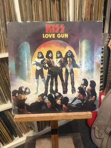 Kiss – Love Gun LP 1977 Casablanca NBLP 7057 Stereo Vinyl