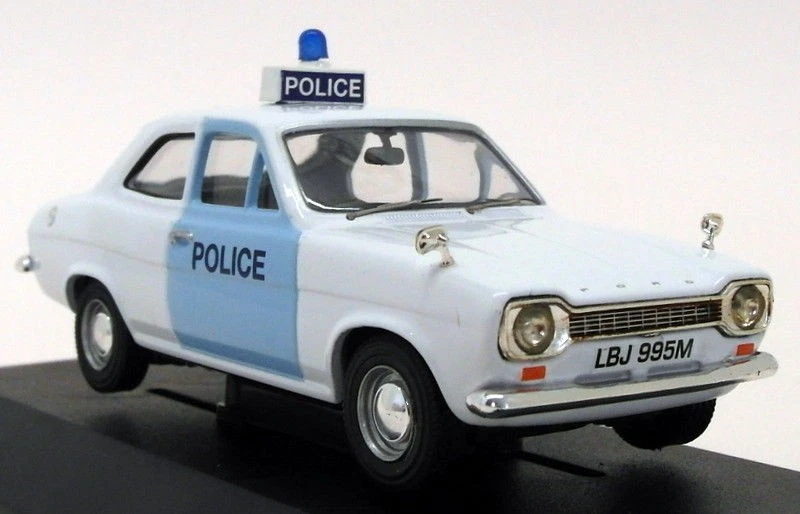 Vanguards 1/43 Scale Model Car VA09502 - Ford Escort Mk1 - Suffolk Police - Image 2 of 4