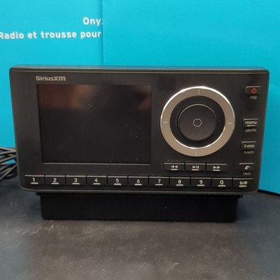 SIRIUS XM Satellite Radio Receiver Onyx Plus XDPIV2 Tested w/Charger Box Manual