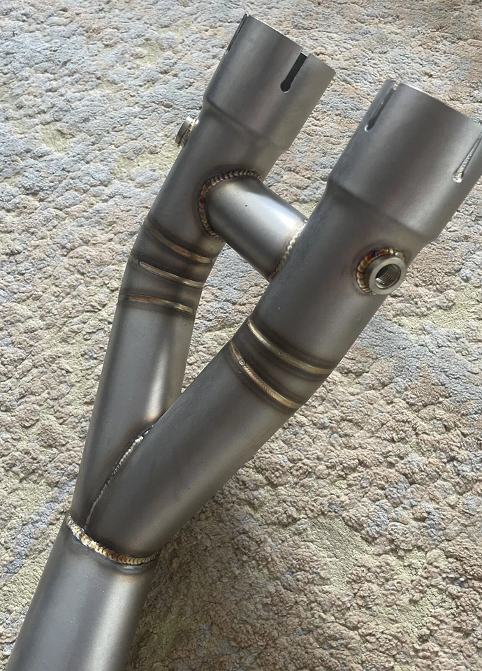 Yamaha MT10 2015-2024 Exhaust System - Image 4 of 4