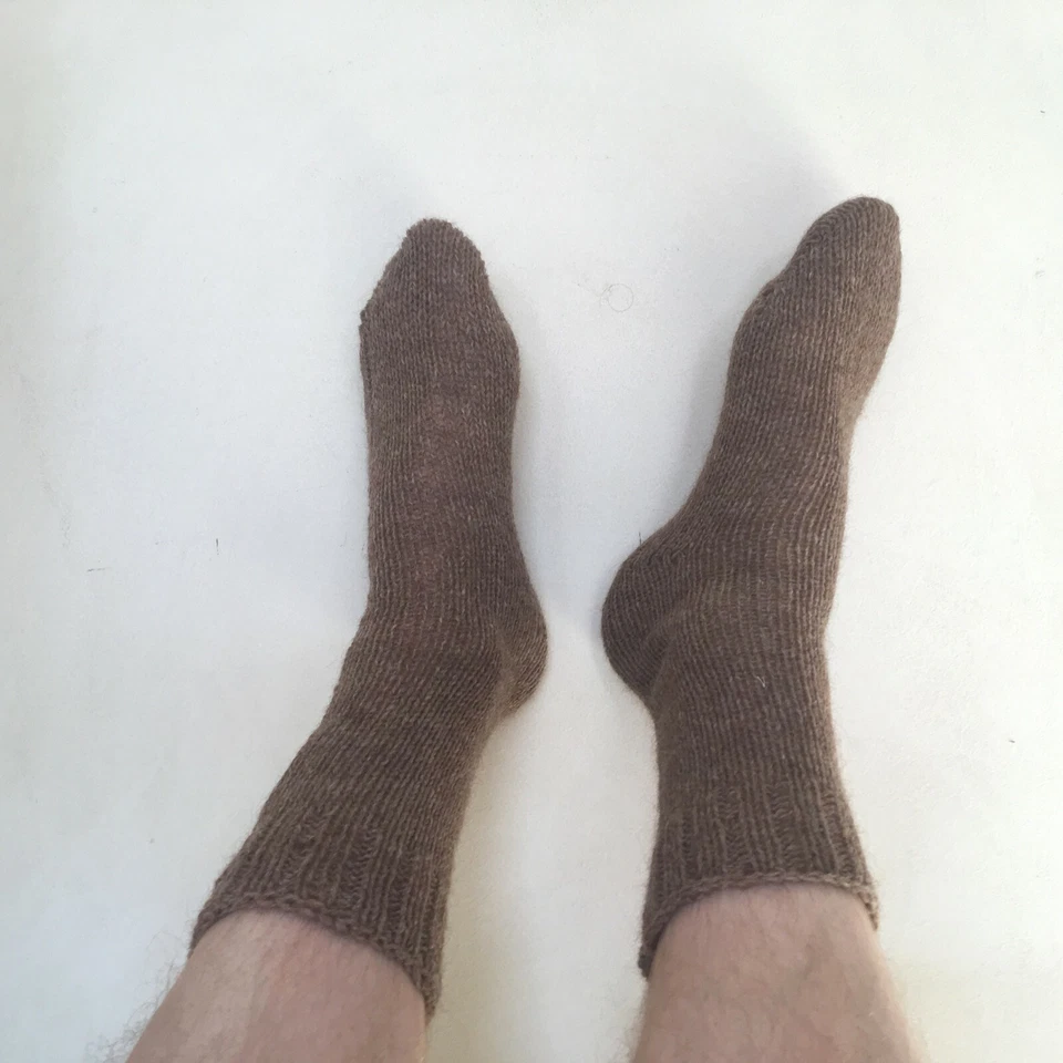 Calcetines de alpaca - Calcetines suaves cálidos tejidos a mano comercio justo unisex gris rosa alpaca Foto 4 de 4