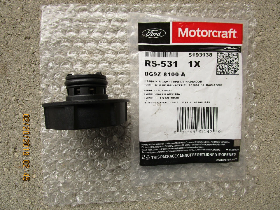 FORD LINCOLN DG9Z-81001A MOTORCRAFT RS-531 RADIATOR ENGINE COOLANT FLUID CAP NEW - Image 3 of 3